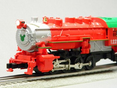 LIONEL LIONCHIEF MICKEY's CHRISTMAS EXPRESS ENGINE #1225 O GAUGE 1923140-E NEW