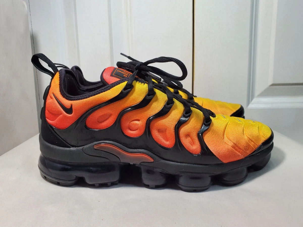 Air vapormax plus orange crimson cheap