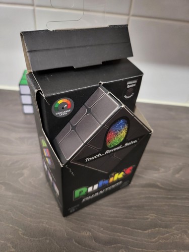 Rubiks Cubes Phantom Original Heat Sensitive Reactive Cube - Picture 11 of 16