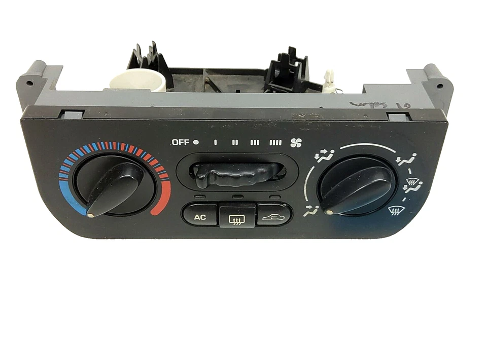 00-02 Saturn SC1 SC2 SL1 SL2 Dash Mount HVAC AC Heater Control 21031429 - Image 3 of 4