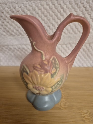 Vtg. Hull Pottery Magnolia Ewer Pitcher USA 1940's - Picture 2 of 8