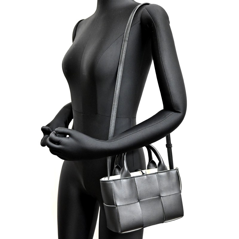 Bottega Veneta Candy Arco Tote Bag Lamb Leather Noir/White thumbnail 9