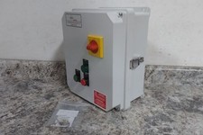 Hoffman VS-CE0204SSPT 600VAC Max Voltage Rating IEC Combination Starter