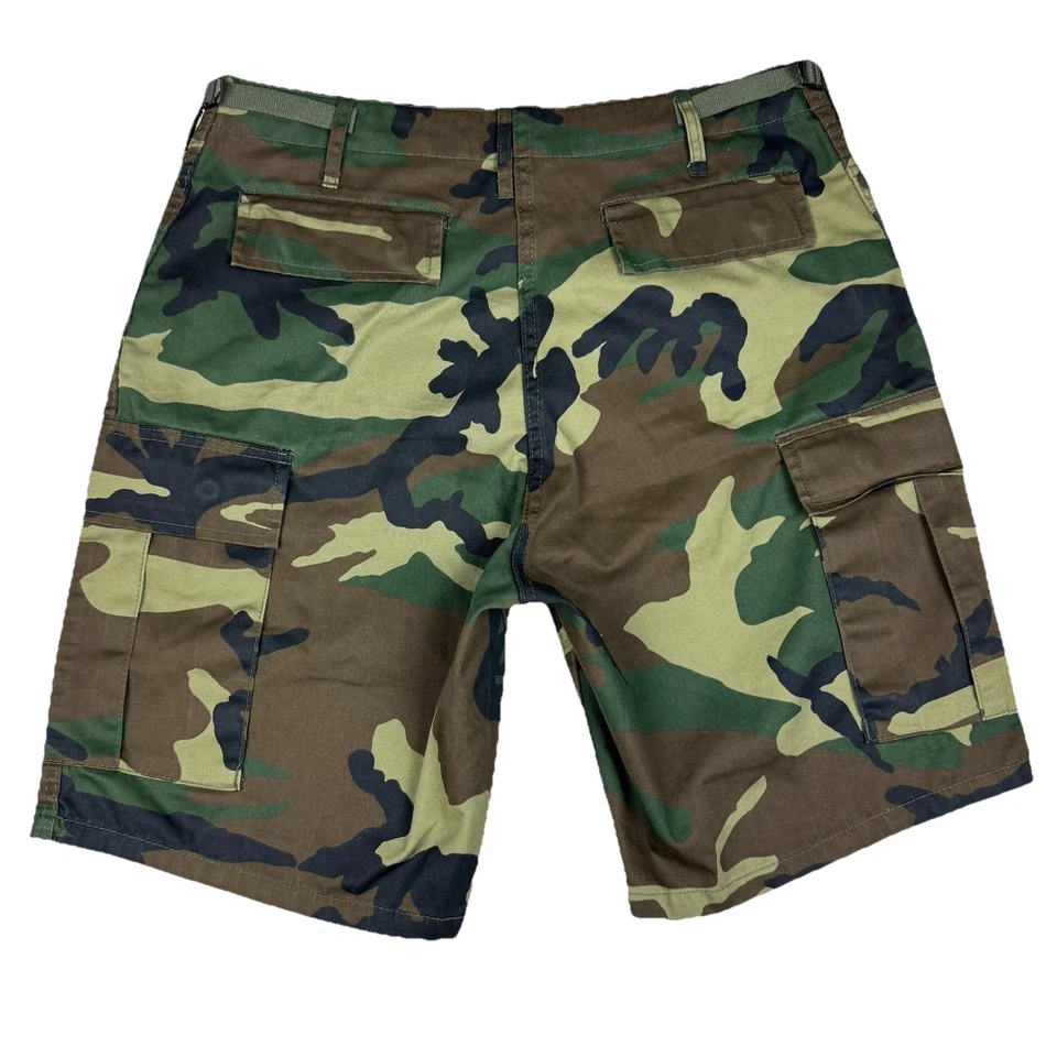 Rothco Camo Cargo Shorts Mens Medium Woodland Green Button Fly BDU Army Military - Image 3 of 4