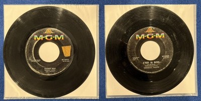 Lot of 2   Conway Twitty 45 RPM Records, C'est Si Bon, Danny Boy, G+ to VG