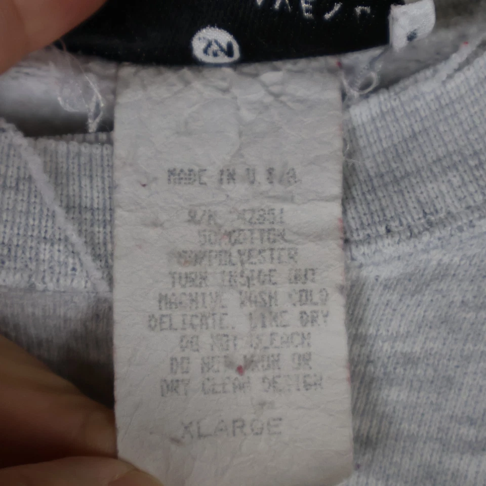 Vintage 90s Saks Fifth Avenue Luxury Department Store Sweatshirt Gray XL 25.5x25 - Image 4 of 4