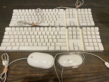 Lot of Apple Products A1048 White Wired USB Keyboard M5769 Mouse  A1152 Mouse