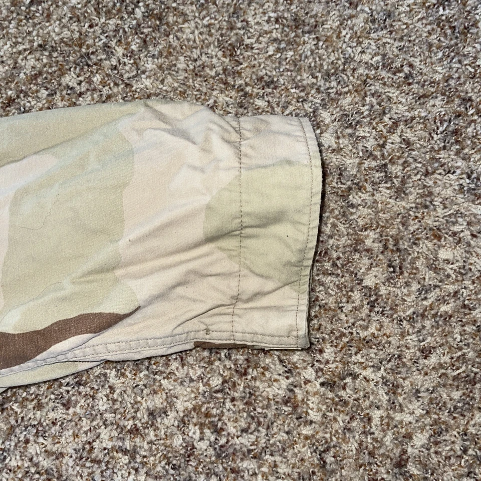 Vintage US Military Issue Field Cold Weather Desert Jacket Size Medium Long Mens - Image 4 of 4