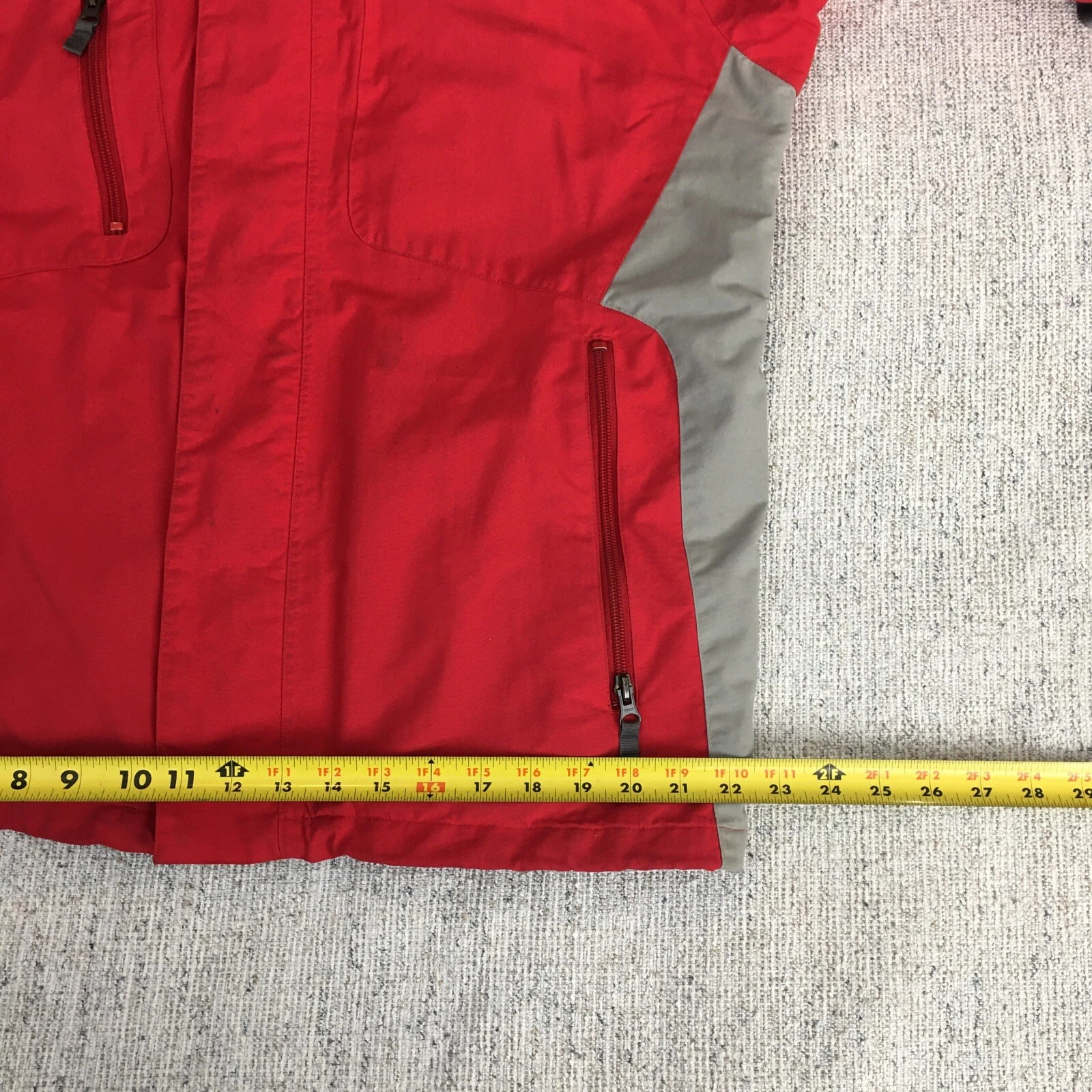 burton vented waterproof multi pockets insulated jacket