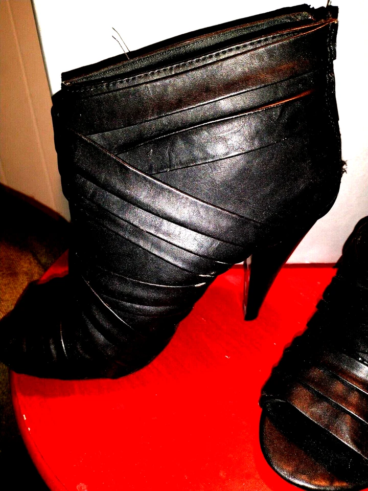 APT.9 ~ 女式 ~ 4 英寸高跟鞋 ~ 黑色 ~ 后拉链 ~ 露趾 ~ 靴子鞋 ~ 9 码 — 第 2/4 张图片