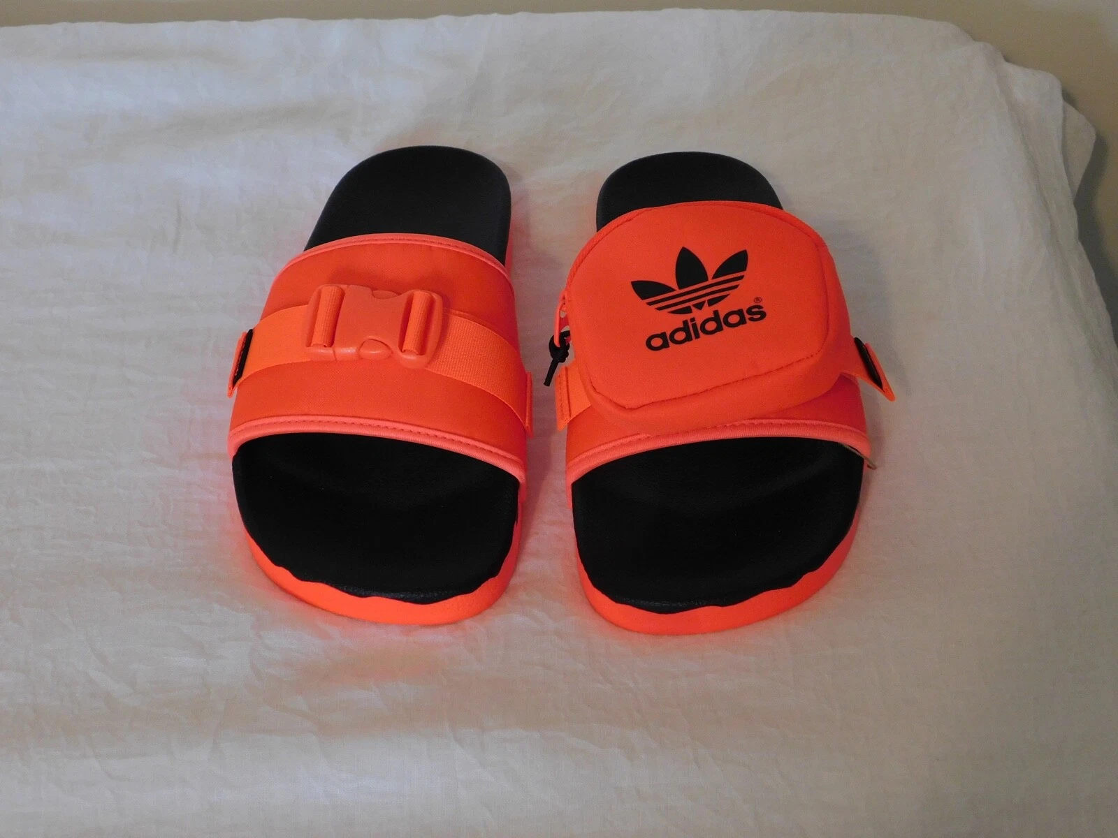 Pantofola sandalo Adidas Originals Donna Pouchylette Slide Nuova con etichette arancione solare taglia 9