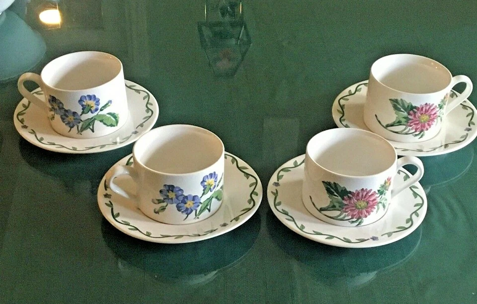JUEGO DE 4 PLATILLOS TAZA GRES FLORAL FLORES TERRAZA INTERNACIONAL VINTAGE USADOS EN EXCELENTE ESTADO Foto 2 de 4