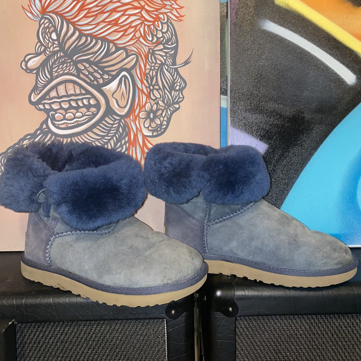 UGG Womens Bailey Button 5991 Blue Sheepskin Boots Size USA