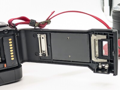 Video*[AS IS] Canon EOS 650 AF 35mm SLR Film Camera EF 35-70mm f3