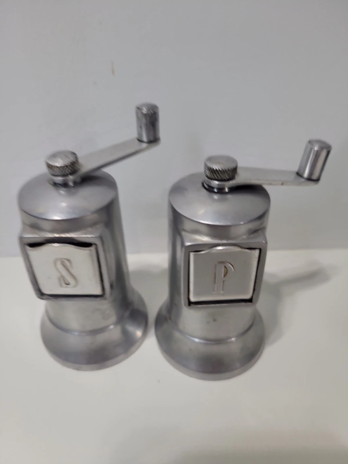 VINTAGE Perfex France Cast Aluminum Salt & Pepper Grinder Mill Set 4” Works
