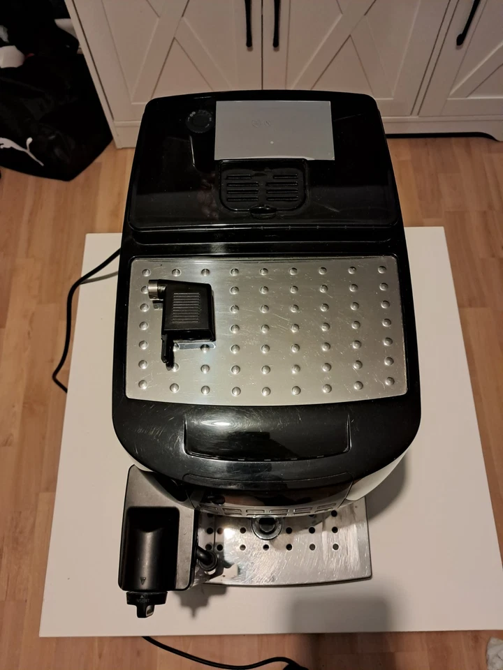 DeLonghi Magnifica S ECAM 22.360B, photo 4 of 5