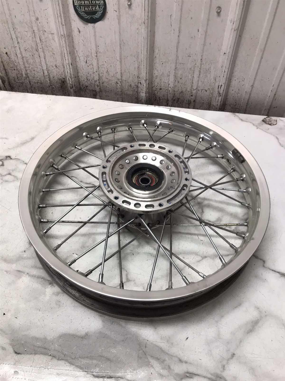 10 Triumph Thruxton 900 front wheel rim straight