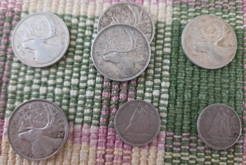 Lot Of 7 80% Silver Coins 5 1939-1947 Canadian Quarters  2 1951 & 1954 Dimes