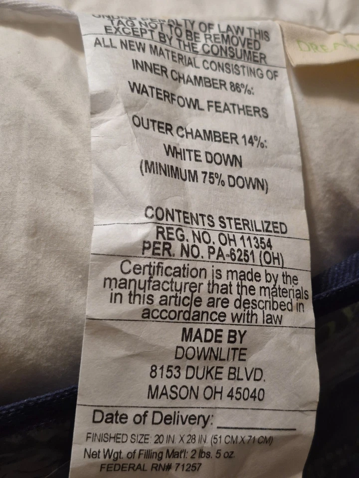 75% Premium White Down Soft Density Queen Pillow New in zippered plastic bag - Image 3 of 4