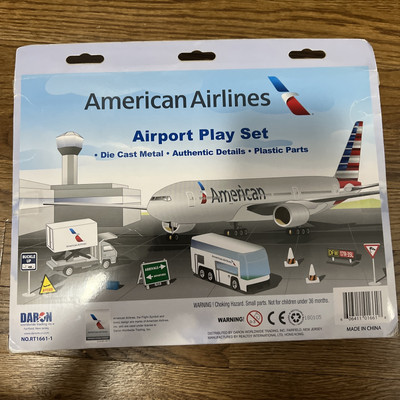 航空機・ヘリコプター American Airlines Airport play set American Airlines Airport Play Set - MyPilotStore.com