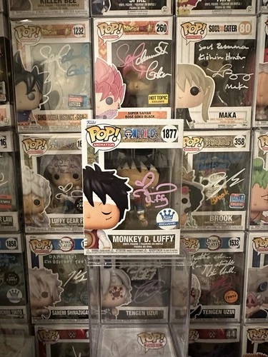 Funko Pop!: MONKEY D. LUFFY (Memorial) One Piece Funko Shop Exclusive Signed