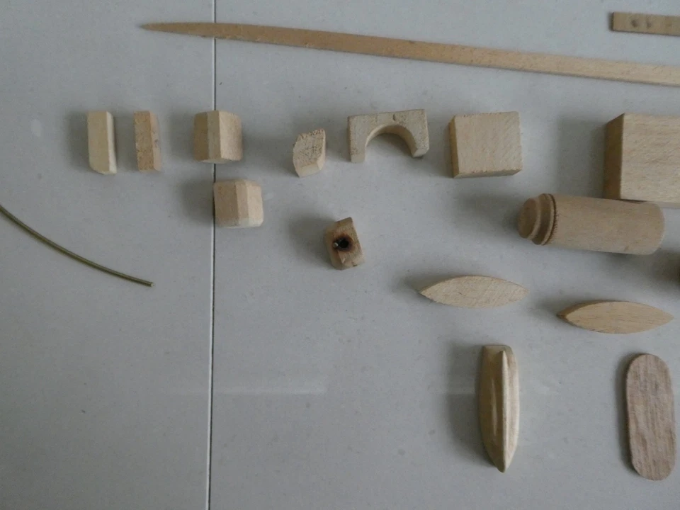 Maquette fixe en bois « NAVIG » contre torpilleur type « Kersaint » 1942  boite - Photo 4/4