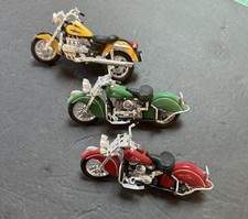 Vintage Maisto 1948 Indian Chief Motorcycle 1:18 Diecast Red - Limited Edition