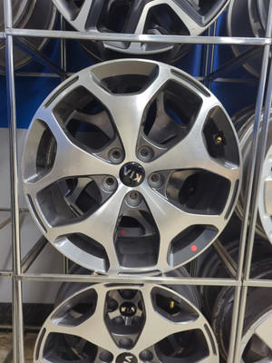 Single (1) 2020 Kia Telluride 18'' Wheel Rim 18x7-1/2, 5 lug, 4-1/2'' Alum