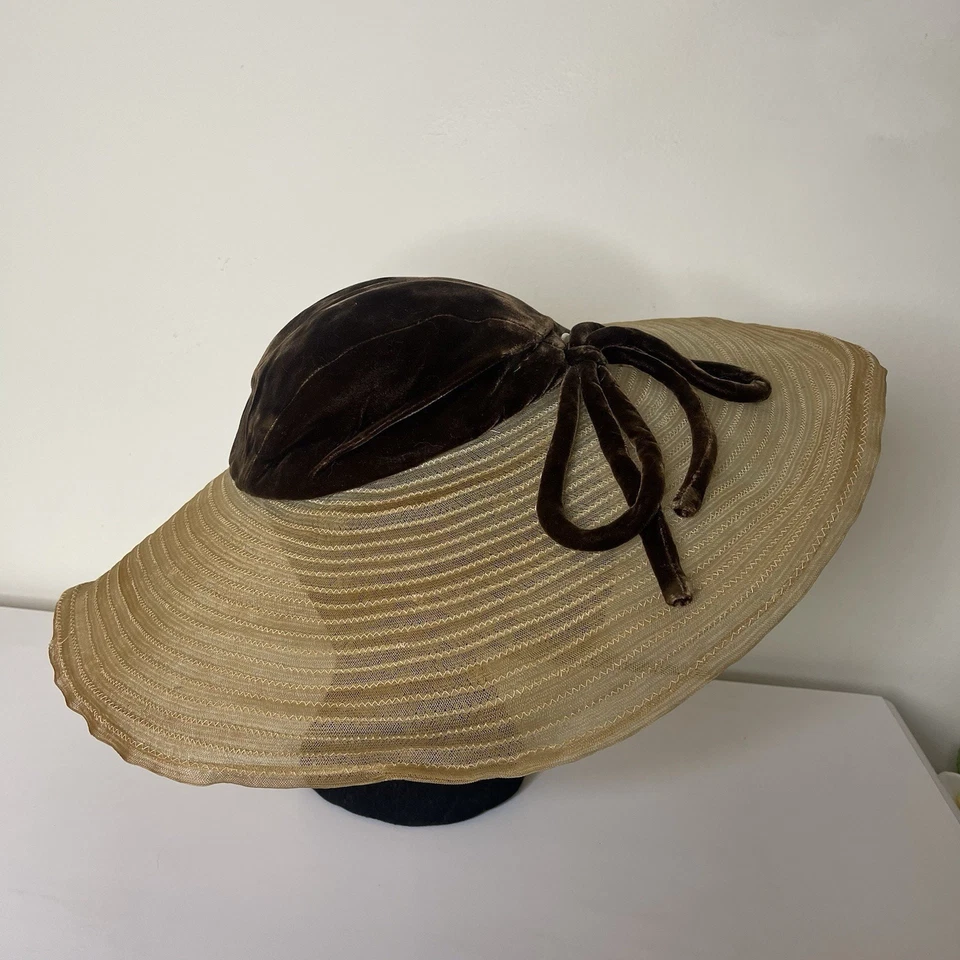 Vtg G Howard Hodge Brown Velvet Mesh Wide Brim Cartwheel Hat Bow 40s 50s - Image 2 of 4