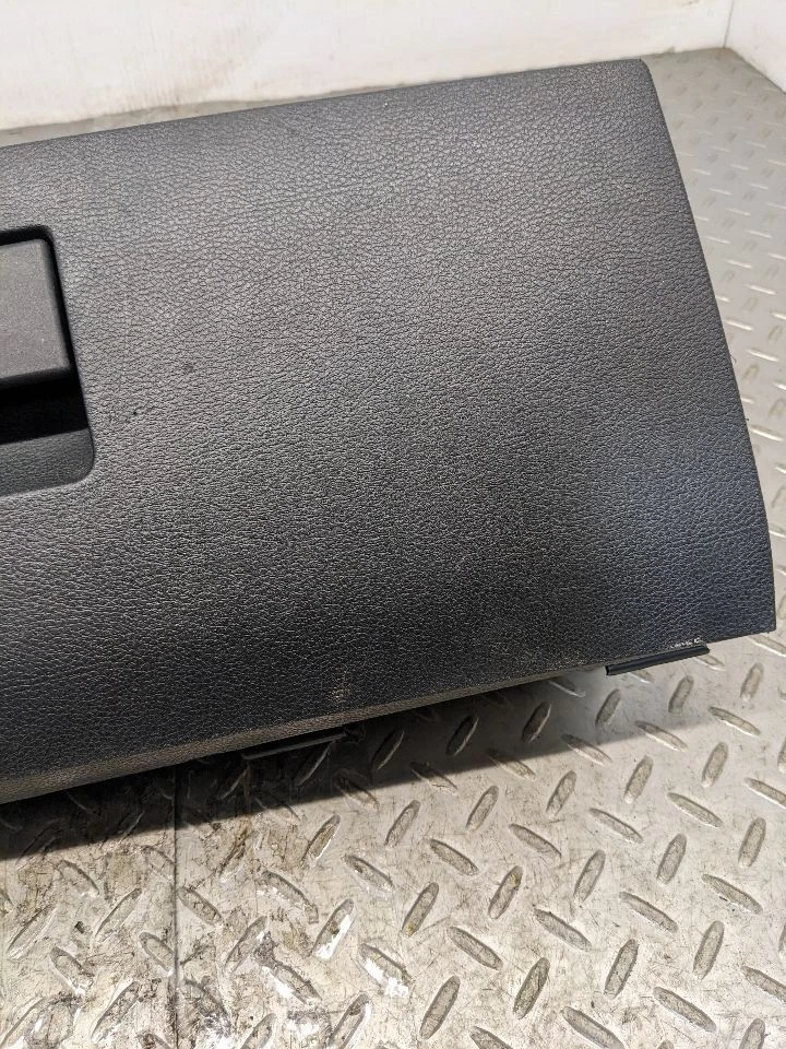 OEM 2010-2012 DODGE RAM 2500 3500 LOWER GLOVE BOX  DASH G 1173792 - Изображение 4 из 4