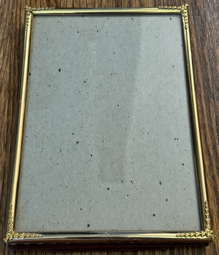 Vintage Brass ? Gold Tone Photo Picture Frame Ornate Hollywood Regency 4x6 Photo - Picture 2 of 5