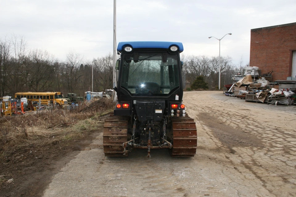 2014 New Holland TK4060 Tracked Tractor 100HP 4cyl Diesel 8/8 Speed Very Rare - Image 3 of 4