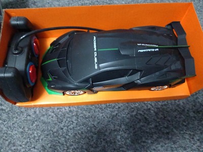 Yijia Toys ferngesteuerter Rennwagen (Lamborghini) Maßstab 1:18