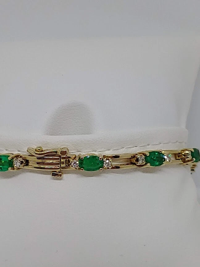 BRAZALETE ORO AMARILLO 14KT 5.7CTW ESMERALDA NATURAL Y DIAMANTES GENUINOS 0.66CTW 7.5" Foto 4 de 4
