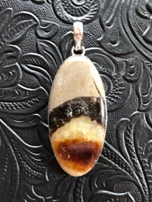 Artisan Southwest Lightning Stone Septarian Horizon Hues Oval Pendant