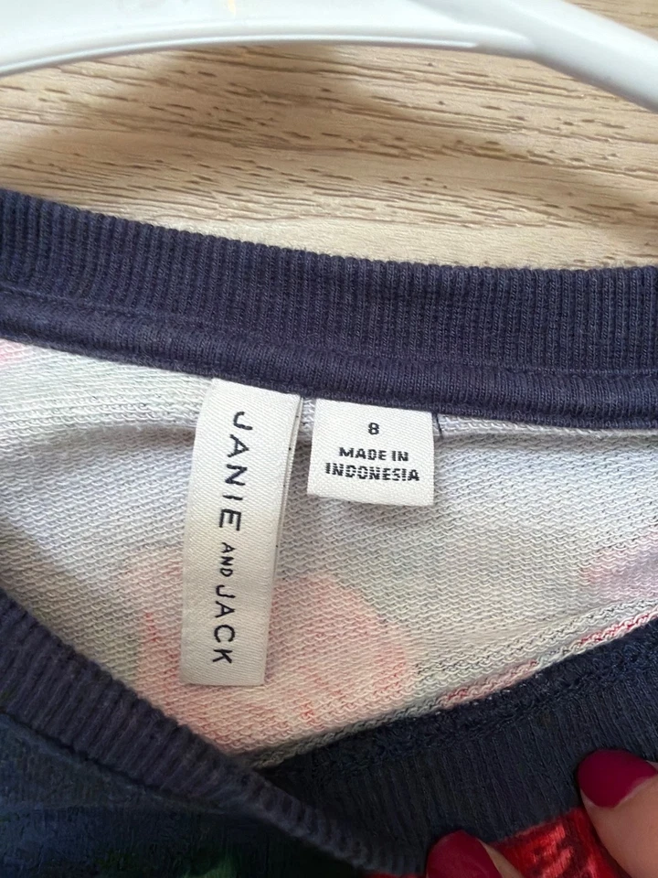 Janie & Jack Wrapped In Roses Girls Navy Sweatshirt & Red Tulle Skirt Size 8 - Image 4 of 4