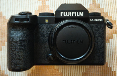 Fujifilm X-S20 26,1MP Spiegellose Systemkamera - Schwarz (Nur Gehäuse)
