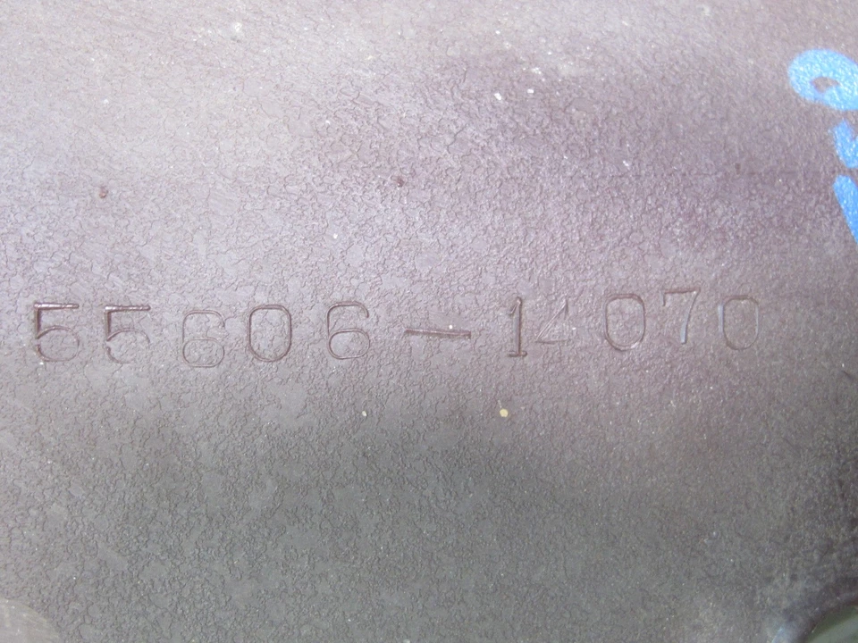 86-89 TOYOTA SUPRA MK3 DELANTERO IZQUIERDO INFERIOR RODILLA MOLDURA PANEL CUBIERTA GRANATE OEM Foto 3 de 4