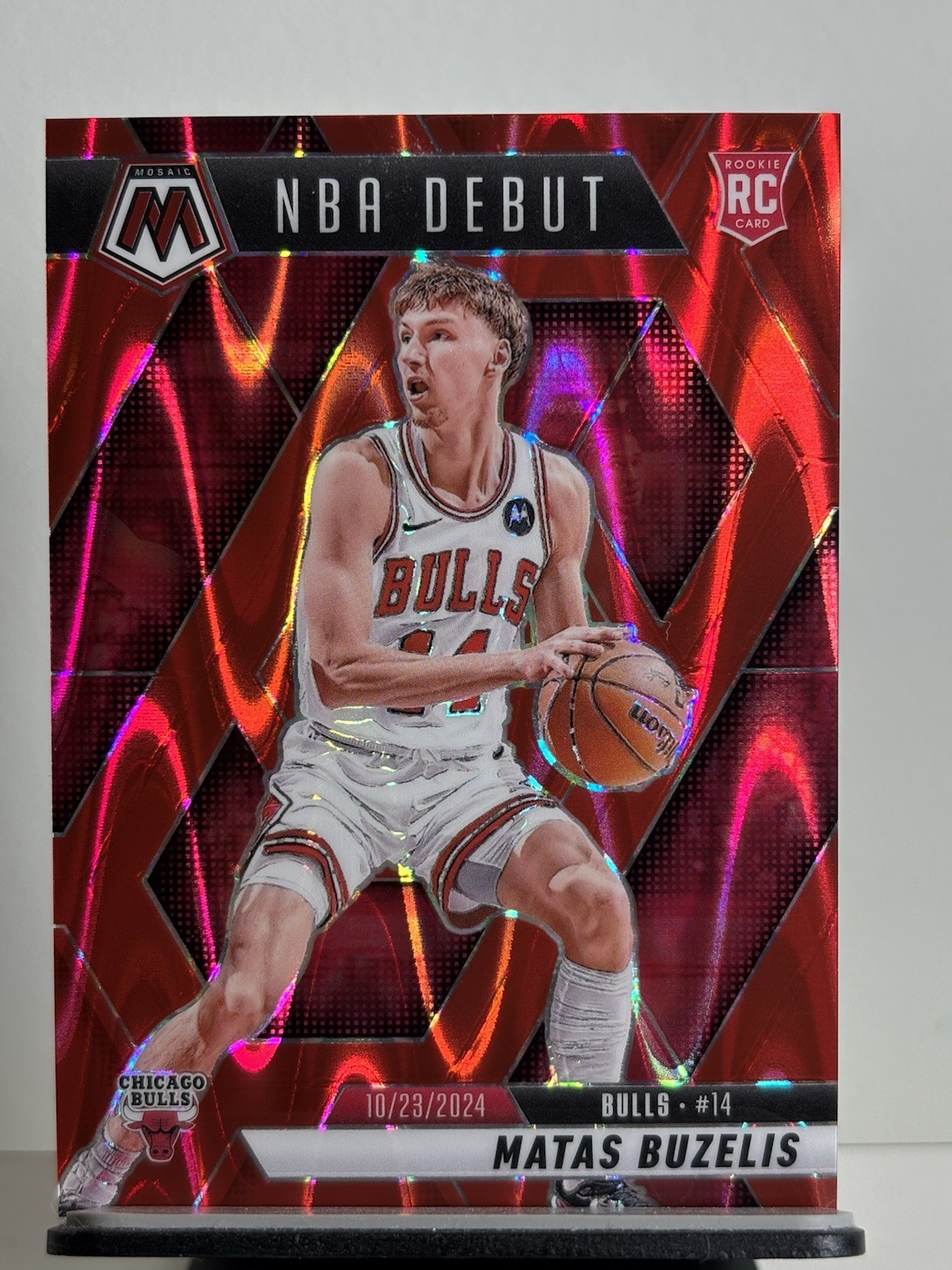 2024 Matas Buzelis Mosaic NBA Debut Red Seismic COLOR MATCH /299 #257 (RC) Bulls