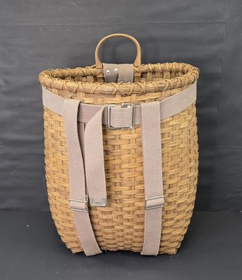 Vintage, Antique? Adirondack Trapper Hunting Basket Backpack 18'' Tall Beautiful