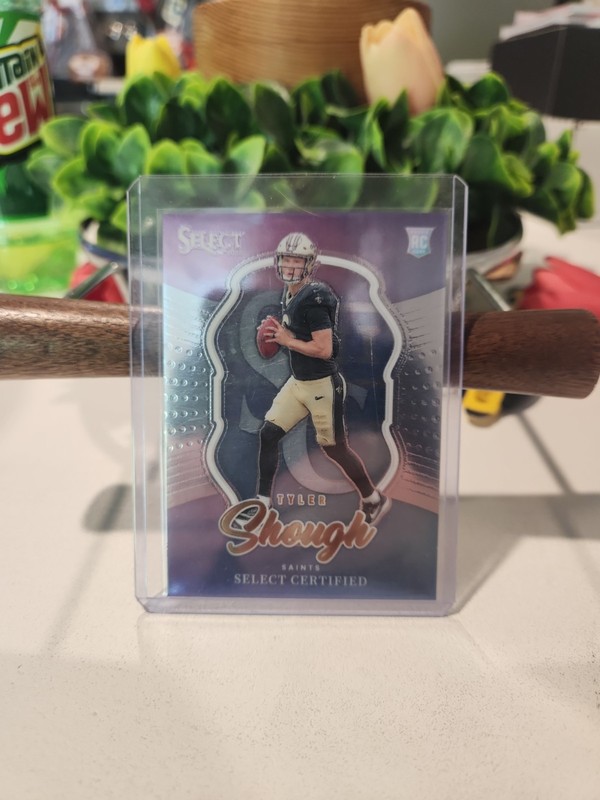 2025 Panini Select - Select Certified Rookies Tyler Shough #10 (RC)