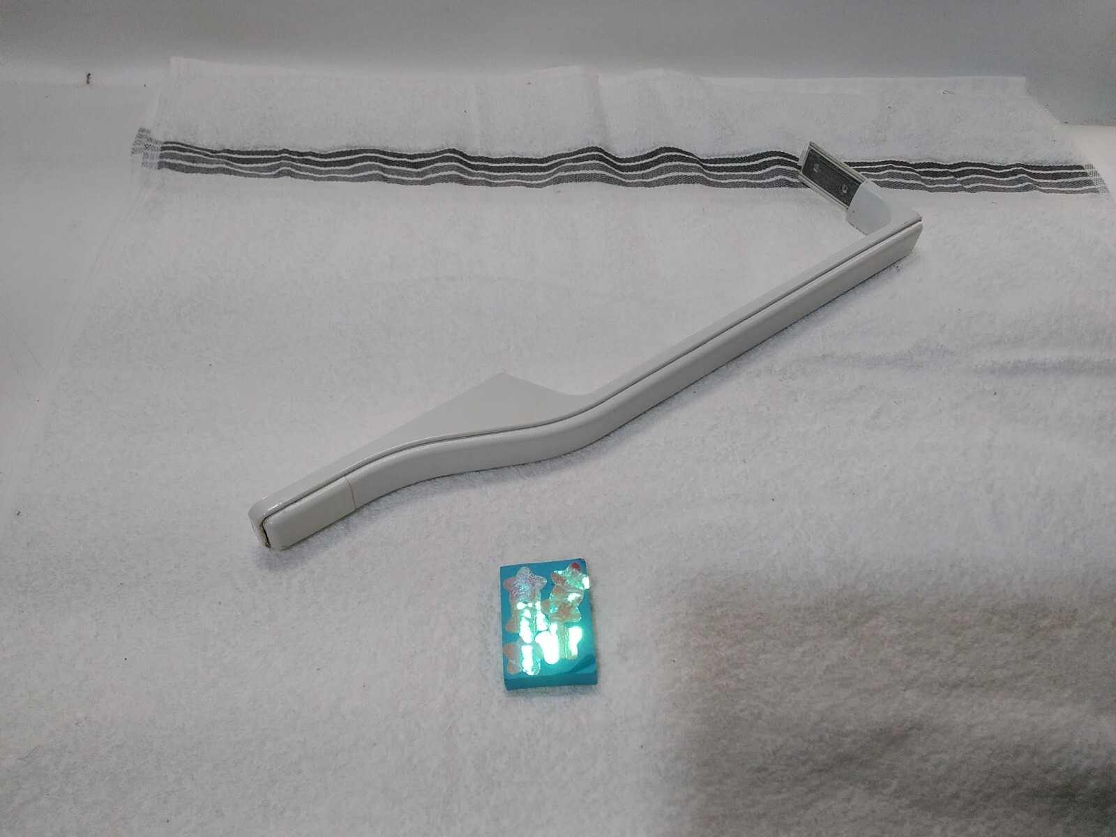 Maytag Refrigerator Door Handle (Bisque) With Trim PN 61004903 eBay