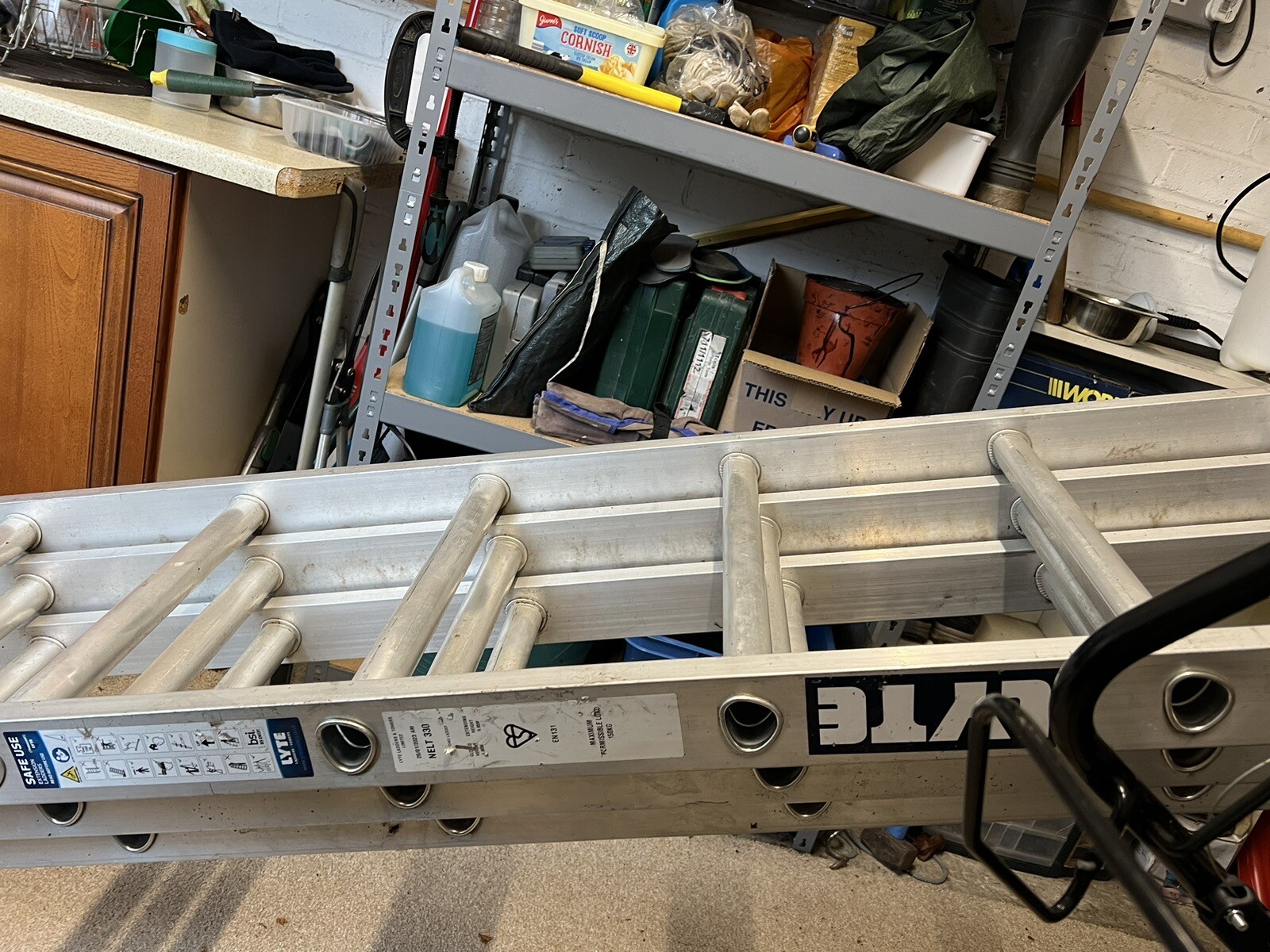 Lyte NELT330 Aluminium Triple Extension Ladder eBay