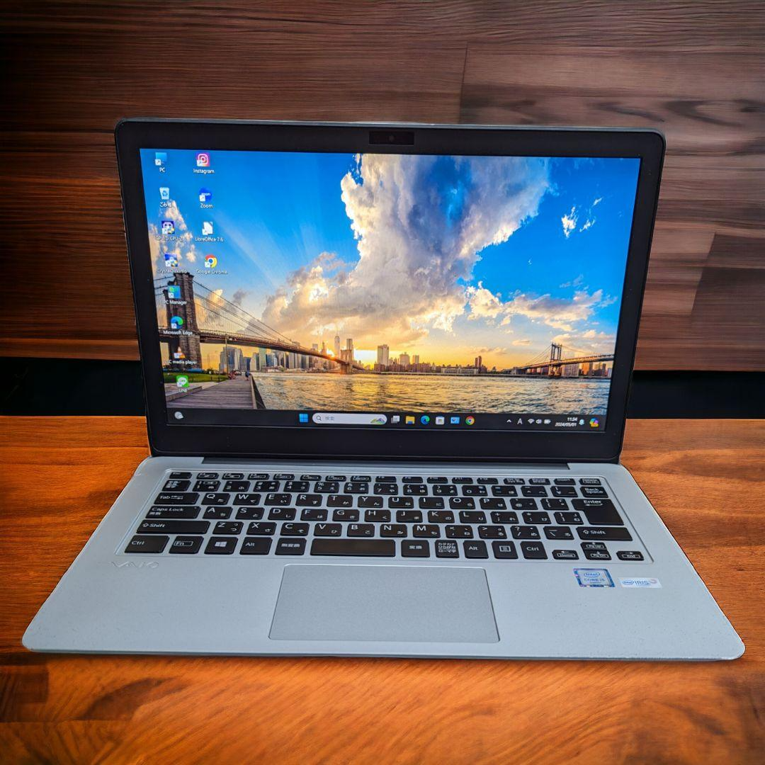 Sony Vaio Z VJZ131A11N Intel Core i5 6267U SSD 256GB RAM 8GB used