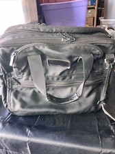 Codi 17  laptop computer messenger bag/17  x14/ 6 zippered compartments