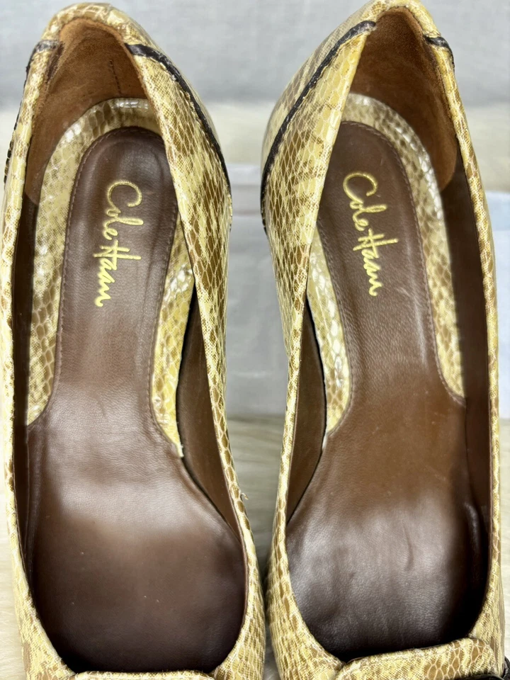 Bomba Cole Haan Damas Pitón Camel/Marrón, 6B, NUEVA, Fondo de Goma Foto 3 de 4