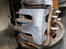 18-20 KIA SORENTO MK3 2.2 CRDI NEARSIDE PASSENGER LEFT FRONT NSF BRAKE CALIPER