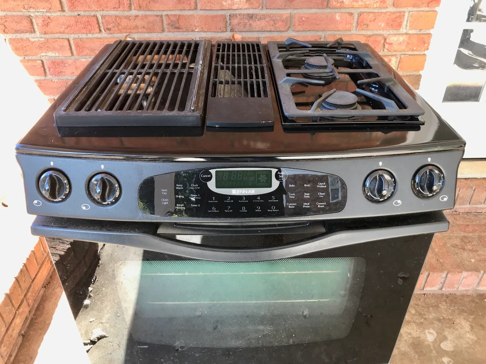 Jenn-Air JDS9860CDB 30 Slide-In Modular Doble Combustible Downdraft Range Excelente Estado Foto 3 de 4