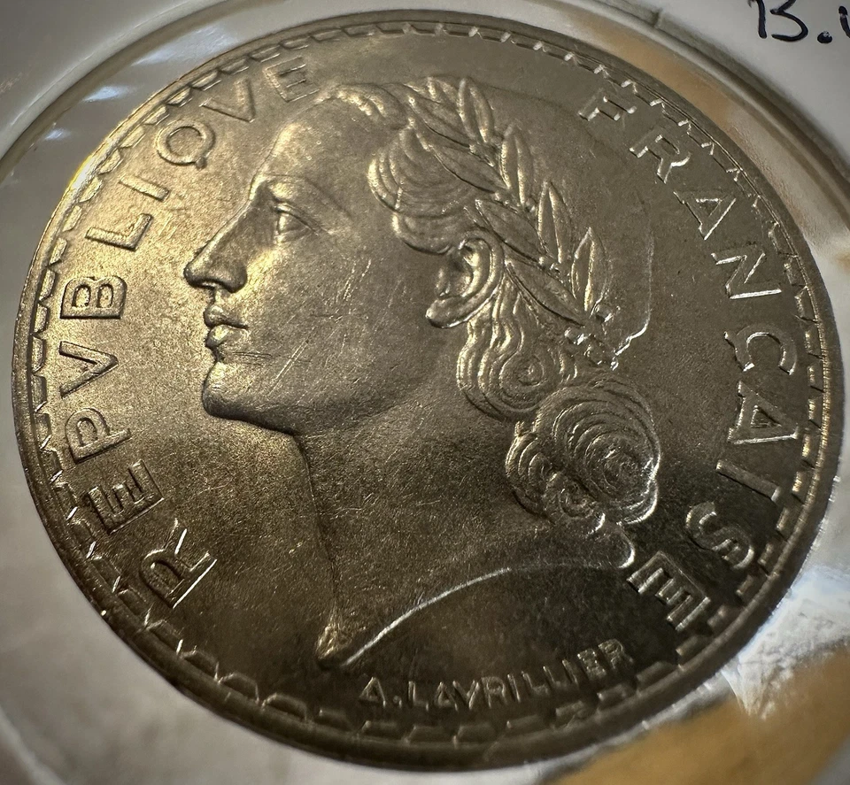 1933 French Republic, 5 Francs, Rare B.U., No Wear With Great Original Luster - Image 2 of 4