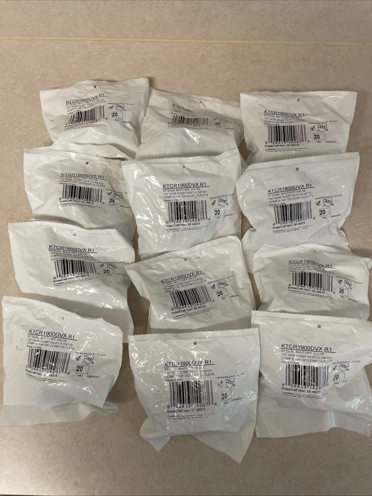 Lot Of 12 BrassCraft KTCR1900DVX R1 1/2" Nom Comp x 3/8" O.D. Comp x 1/4" O.D.